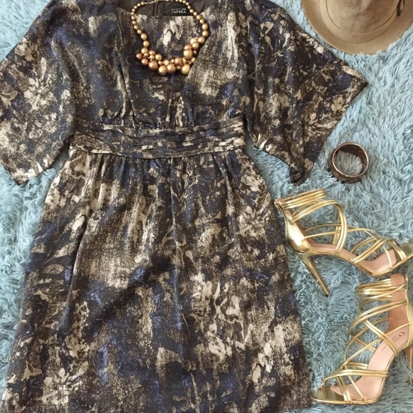 adrianna papell kimono sleeve dress